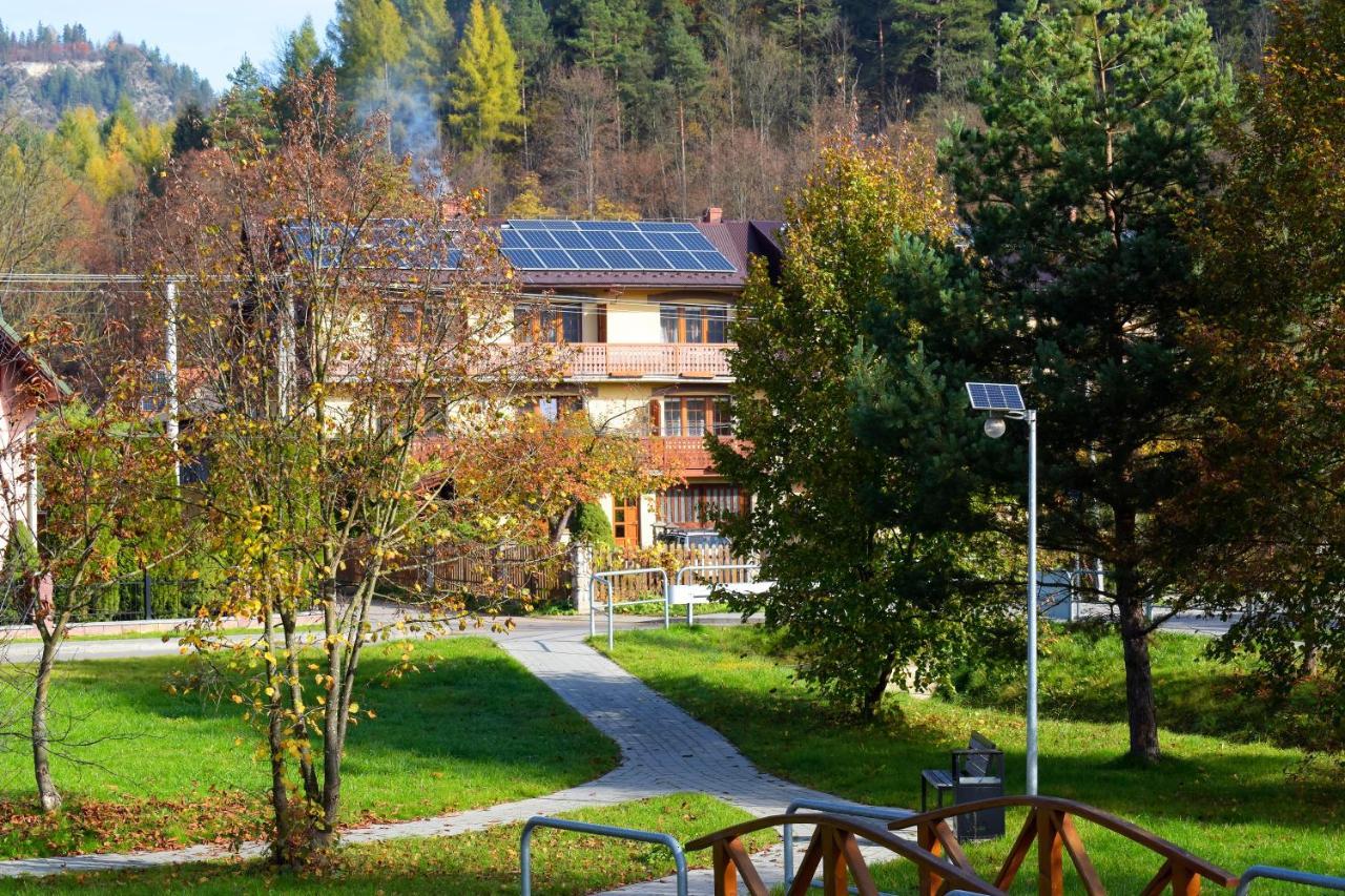 Agroturystyka Chmiel Sromowce Wyzne Esterno foto